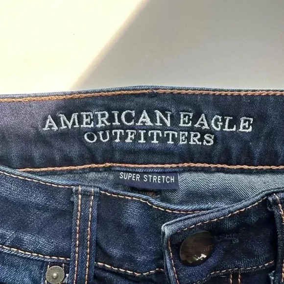 American Eagle Women's Mid-Rise Denim Short, Size 0 - Picture 5 of 6